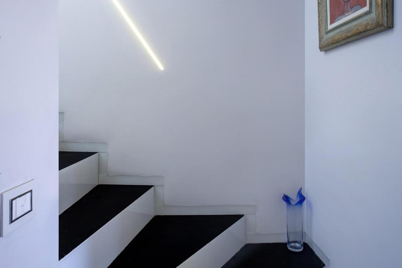 Bnbisrael Apartments - Melchett Plume 텔아비브 외부 사진